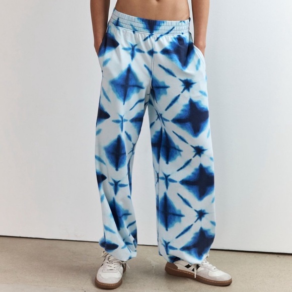FREE PEOPLE FP MOVEMENT Hot Shot Crossover Pants Tie Dye...